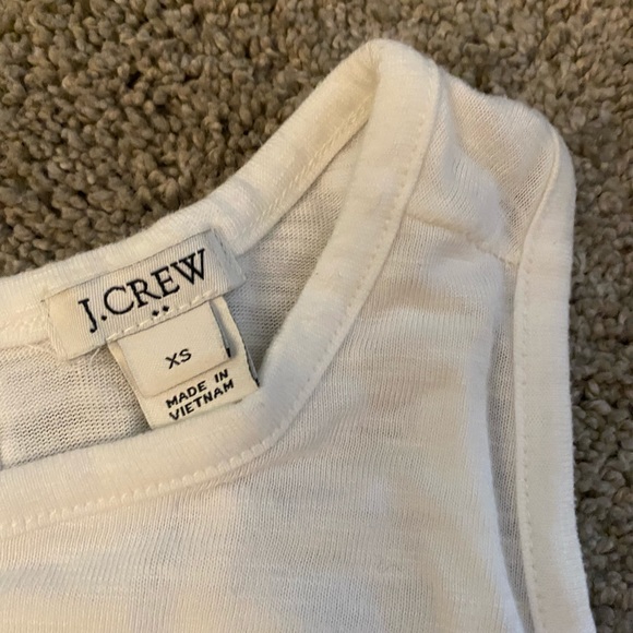 💥bundle 5 woman xs T-shirt si and tanks, 2 NWOT, others great condition - Picture 6 of 7